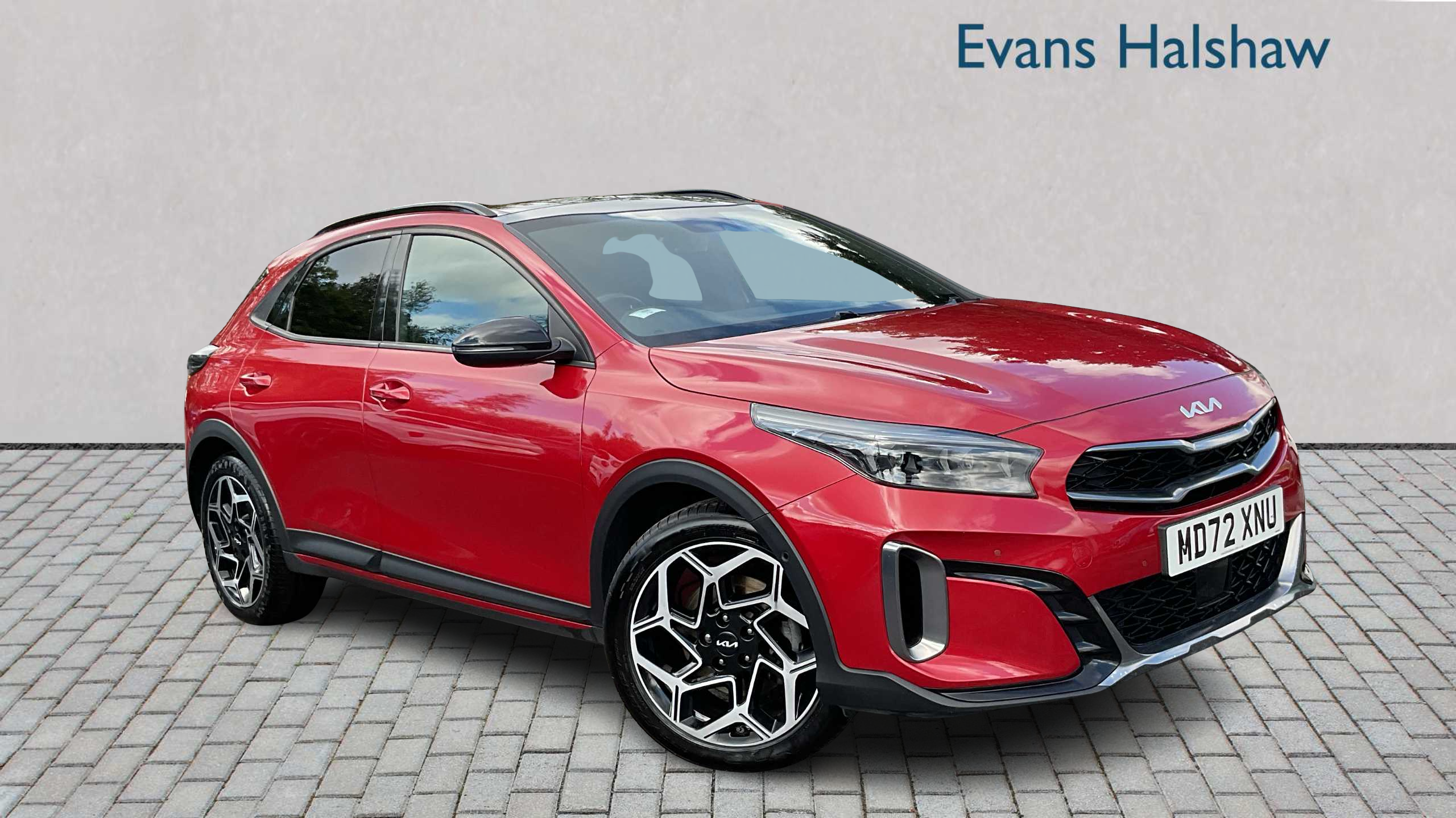 Main listing image - Kia XCeed