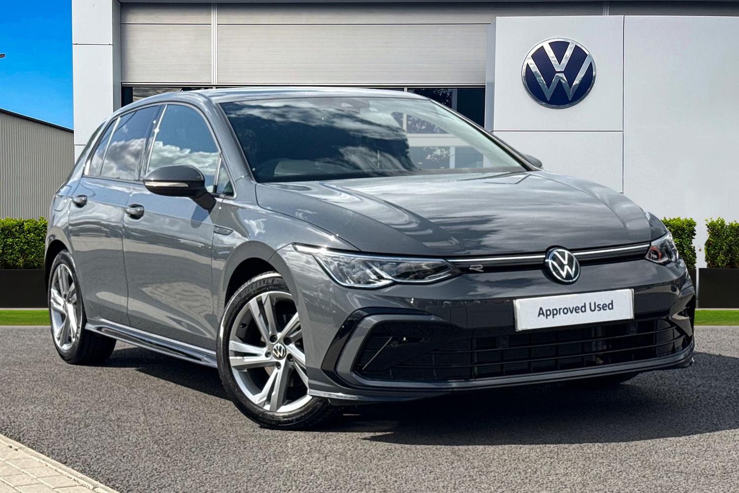 Main listing image - Volkswagen Golf