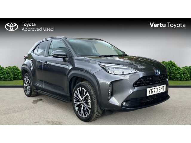 Main listing image - Toyota Yaris Cross