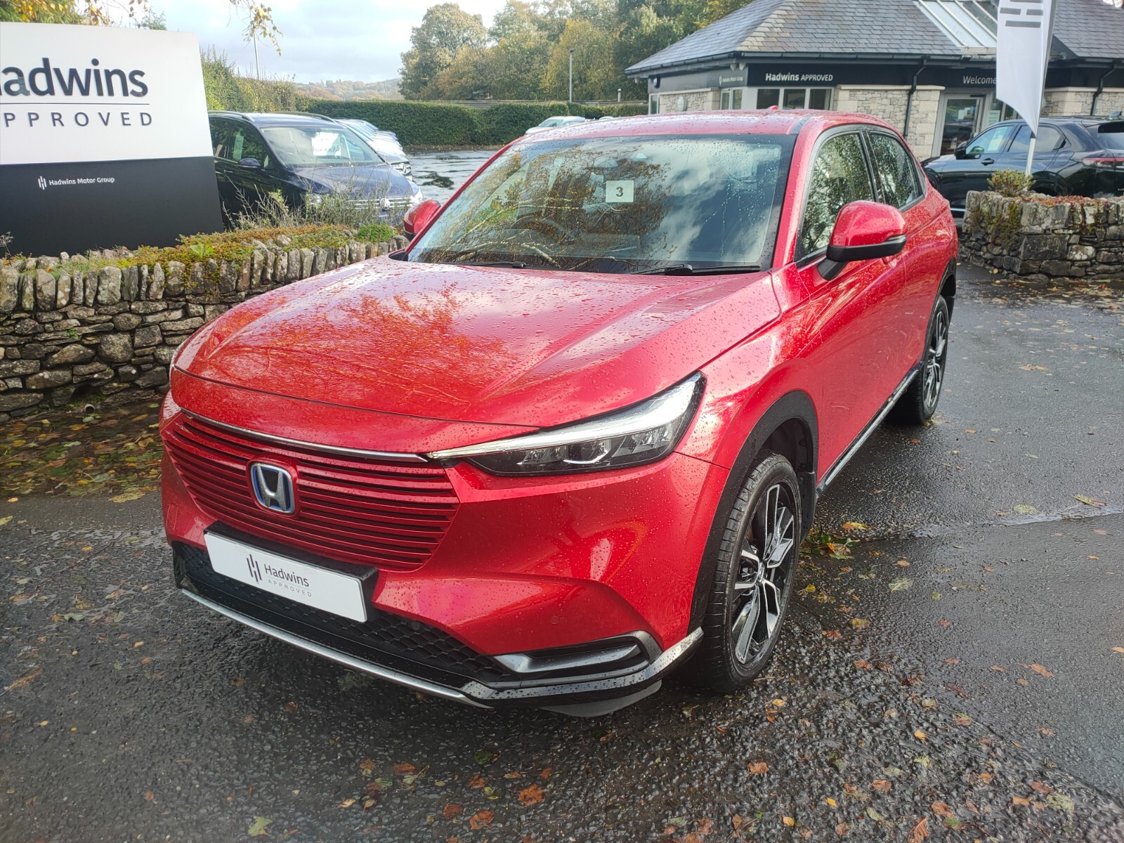 Main listing image - Honda HR-V