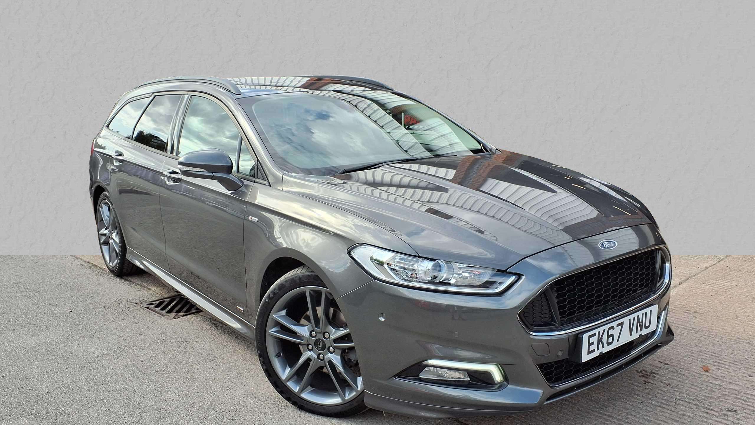 Main listing image - Ford Mondeo Estate