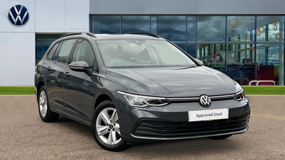 Main listing image - Volkswagen Golf Estate