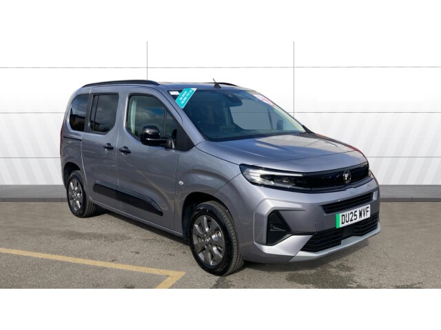 Main listing image - Vauxhall Combo Life