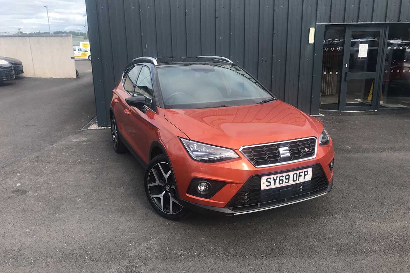 Main listing image - SEAT Arona