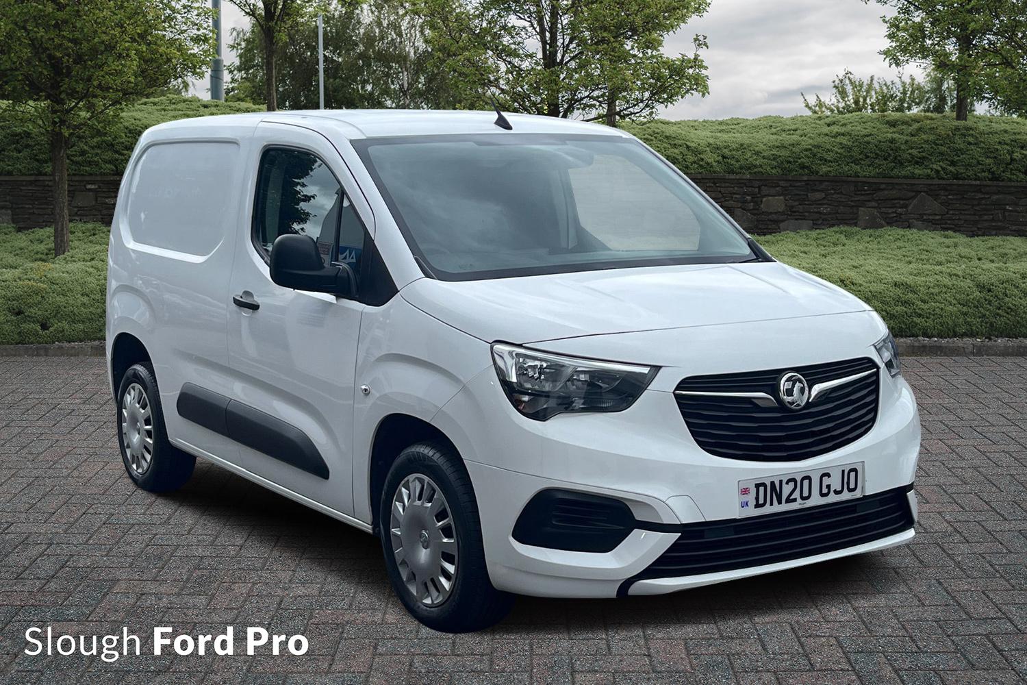 Main listing image - Vauxhall Combo Cargo