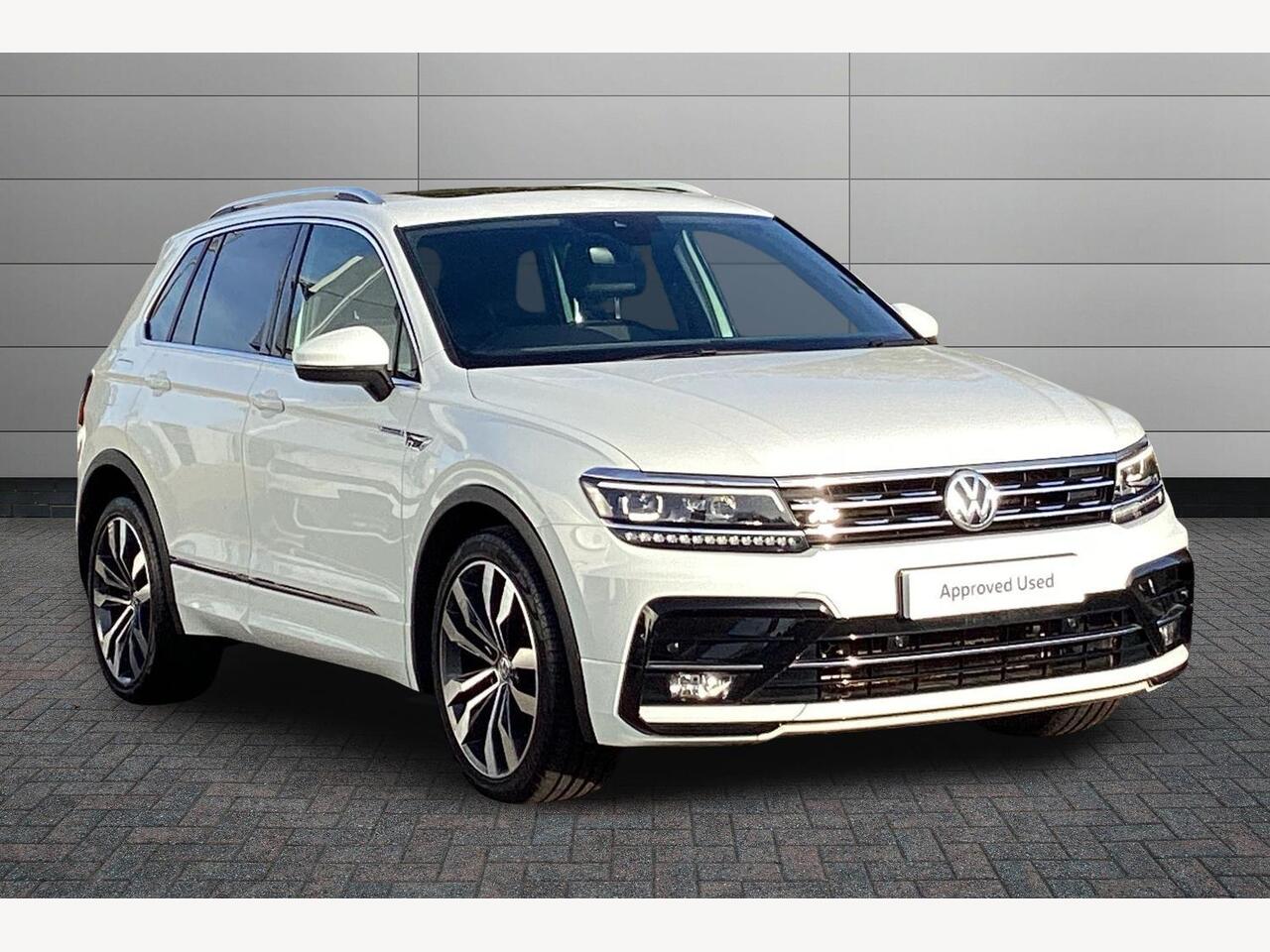 Main listing image - Volkswagen Tiguan