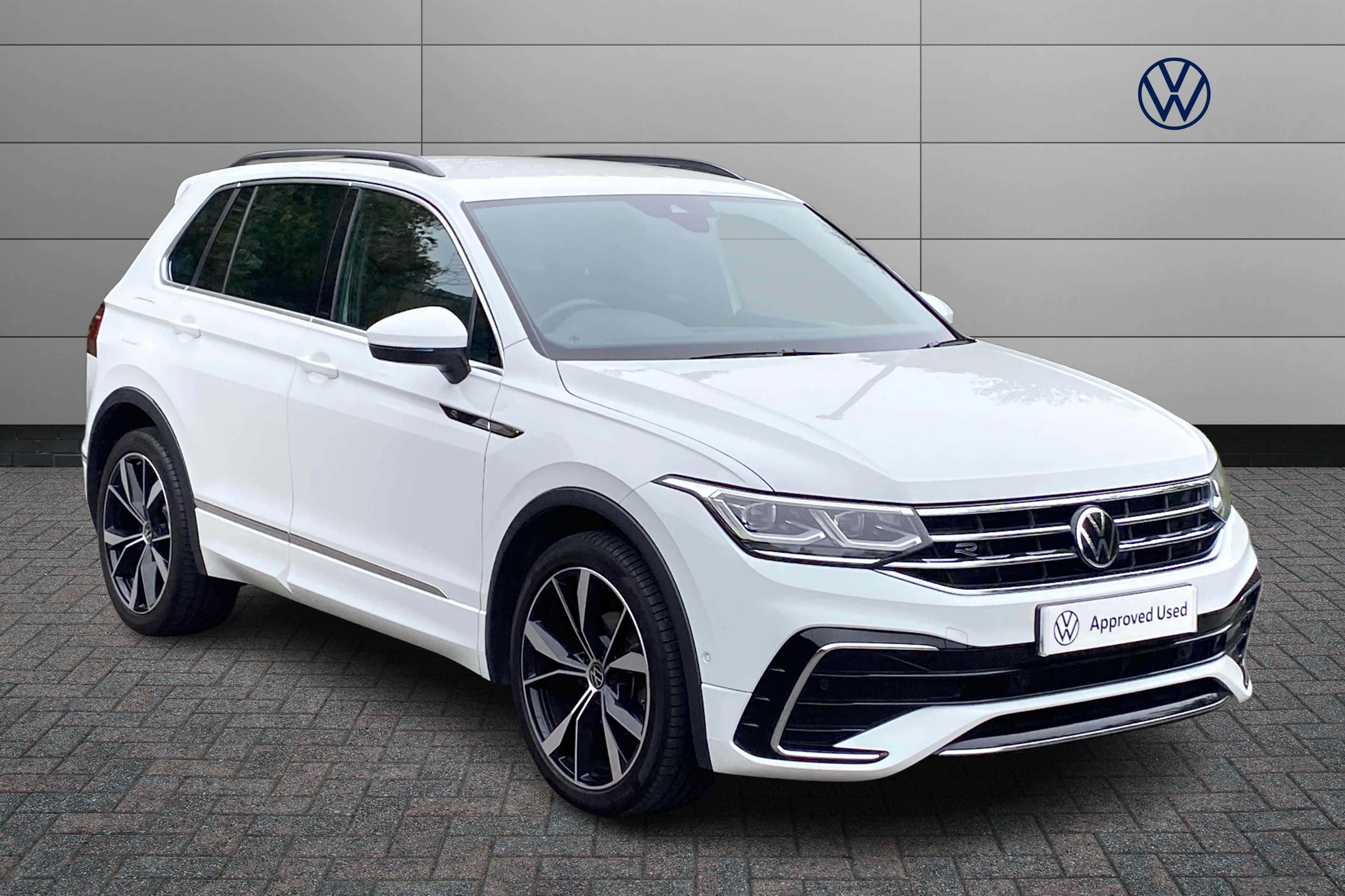 Main listing image - Volkswagen Tiguan