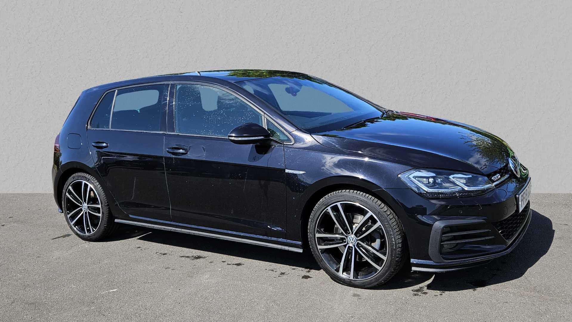 Main listing image - Volkswagen Golf