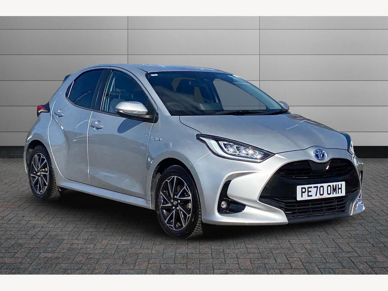 Main listing image - Toyota Yaris