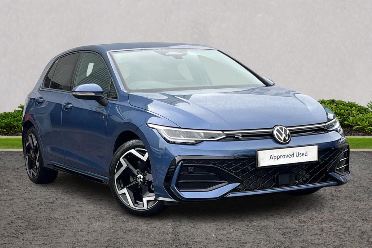 Main listing image - Volkswagen Golf