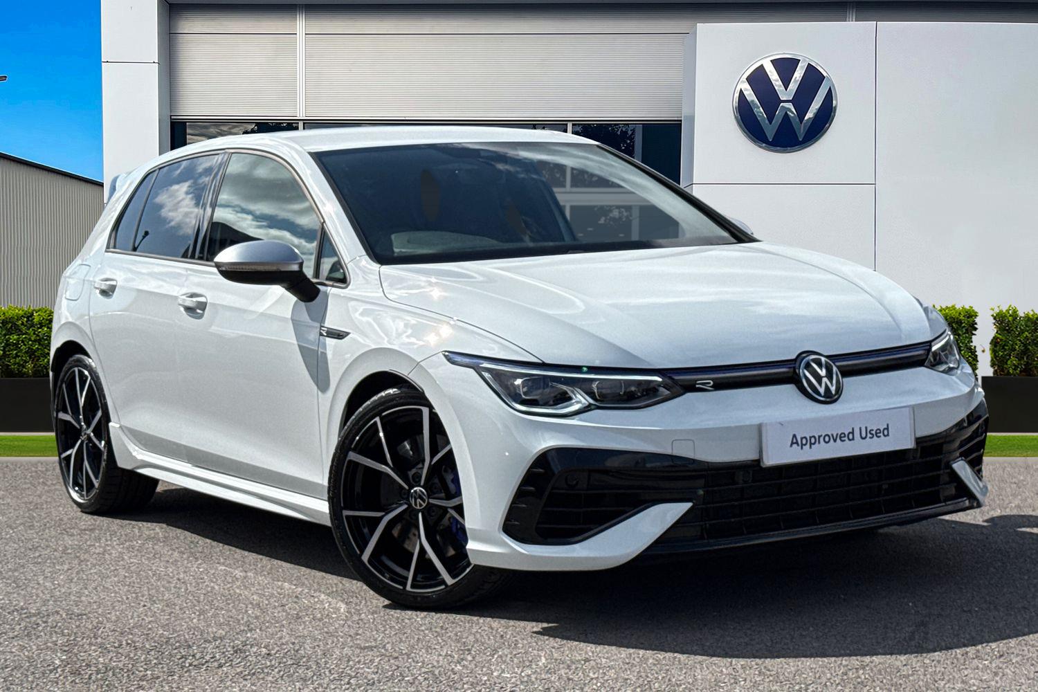 Main listing image - Volkswagen Golf R