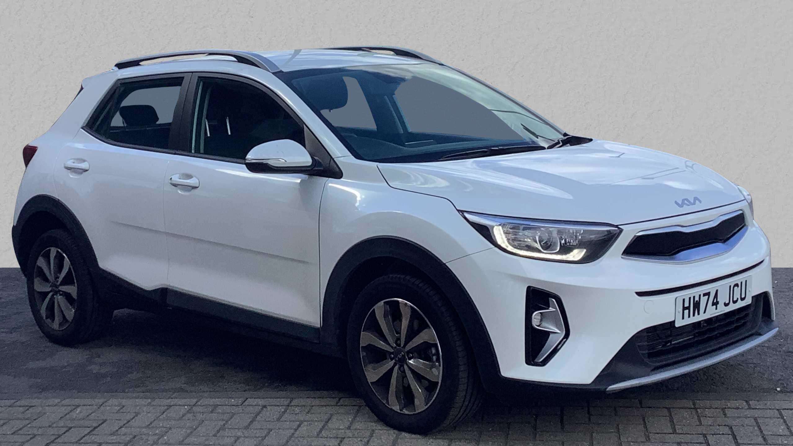 Main listing image - Kia Stonic