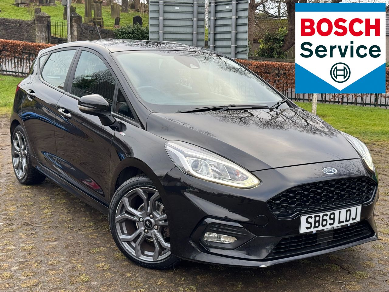 Main listing image - Ford Fiesta