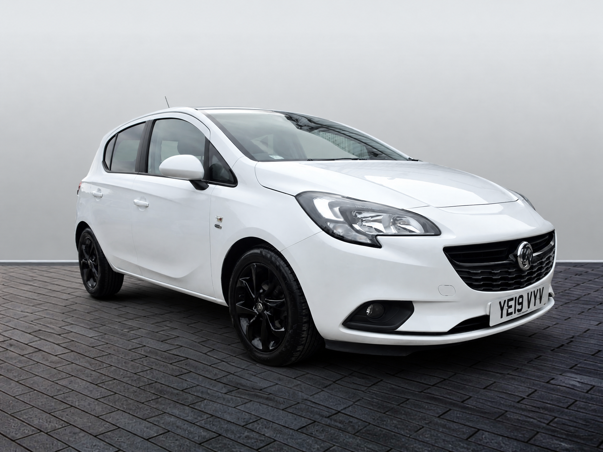 Main listing image - Vauxhall Corsa