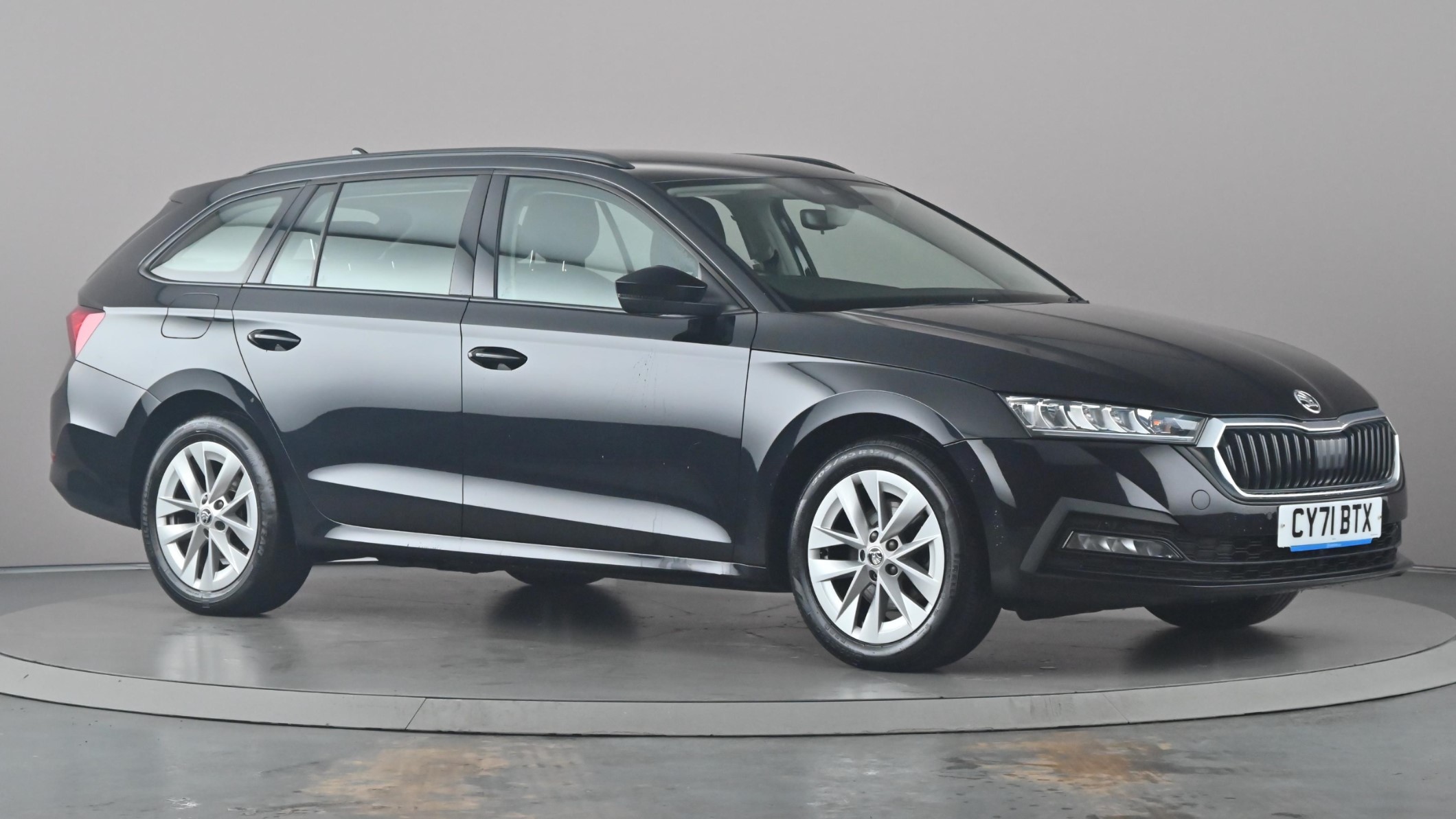 Main listing image - Skoda Octavia Estate