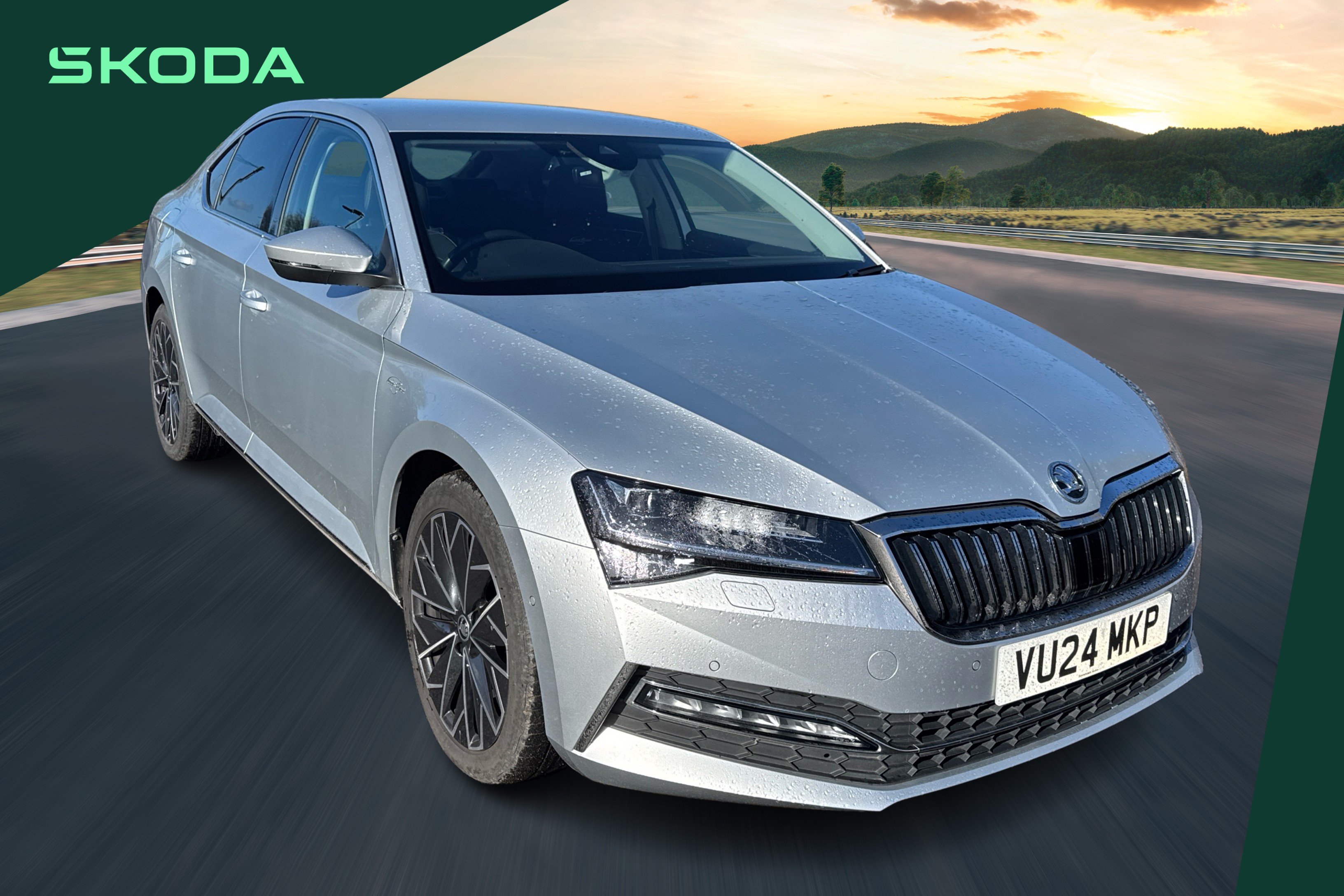 Main listing image - Skoda Superb