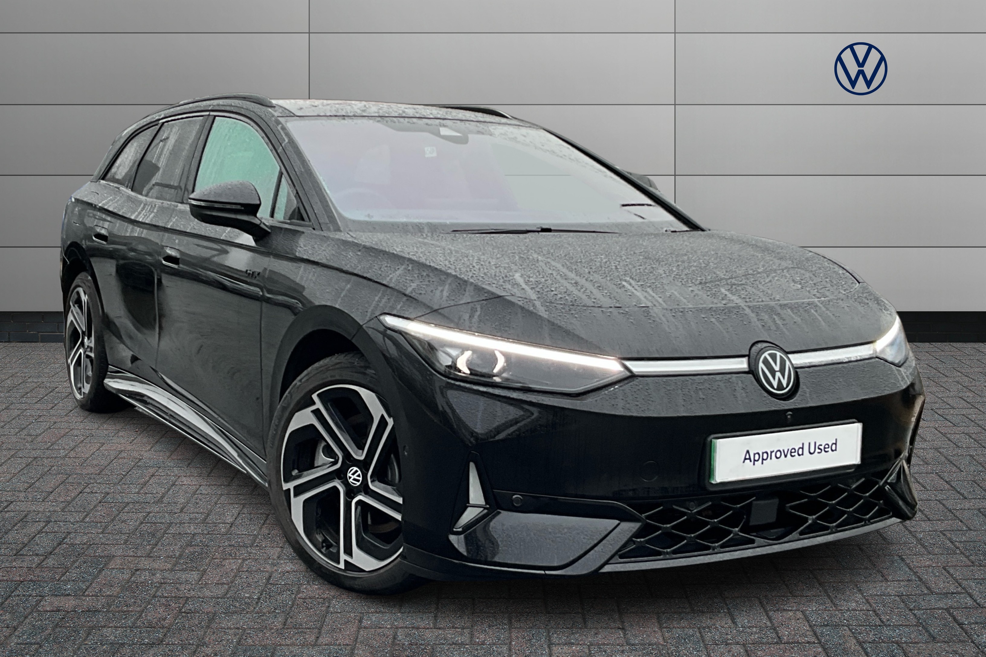 Main listing image - Volkswagen ID.7