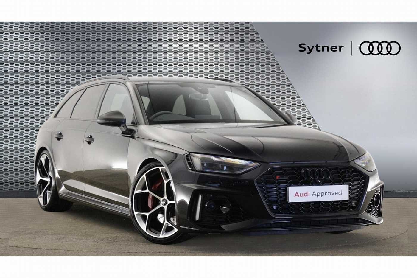 Main listing image - Audi RS4