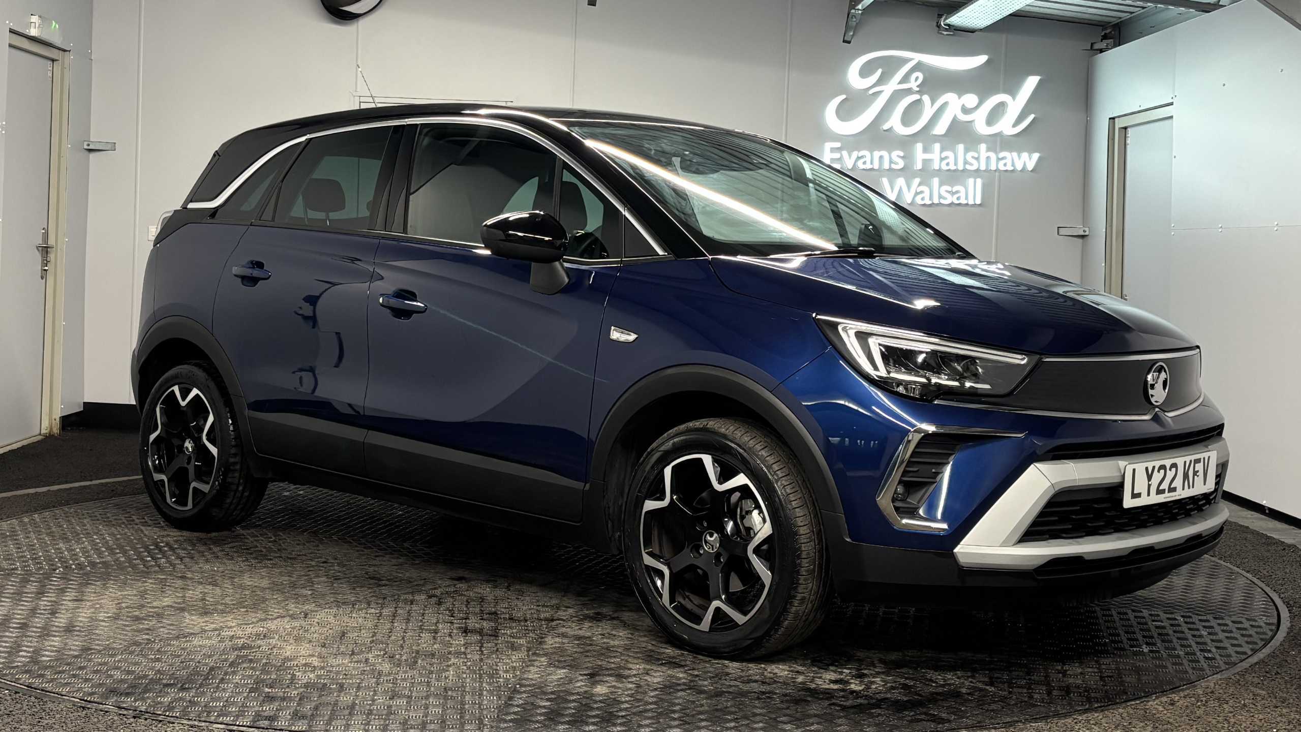 Main listing image - Vauxhall Crossland