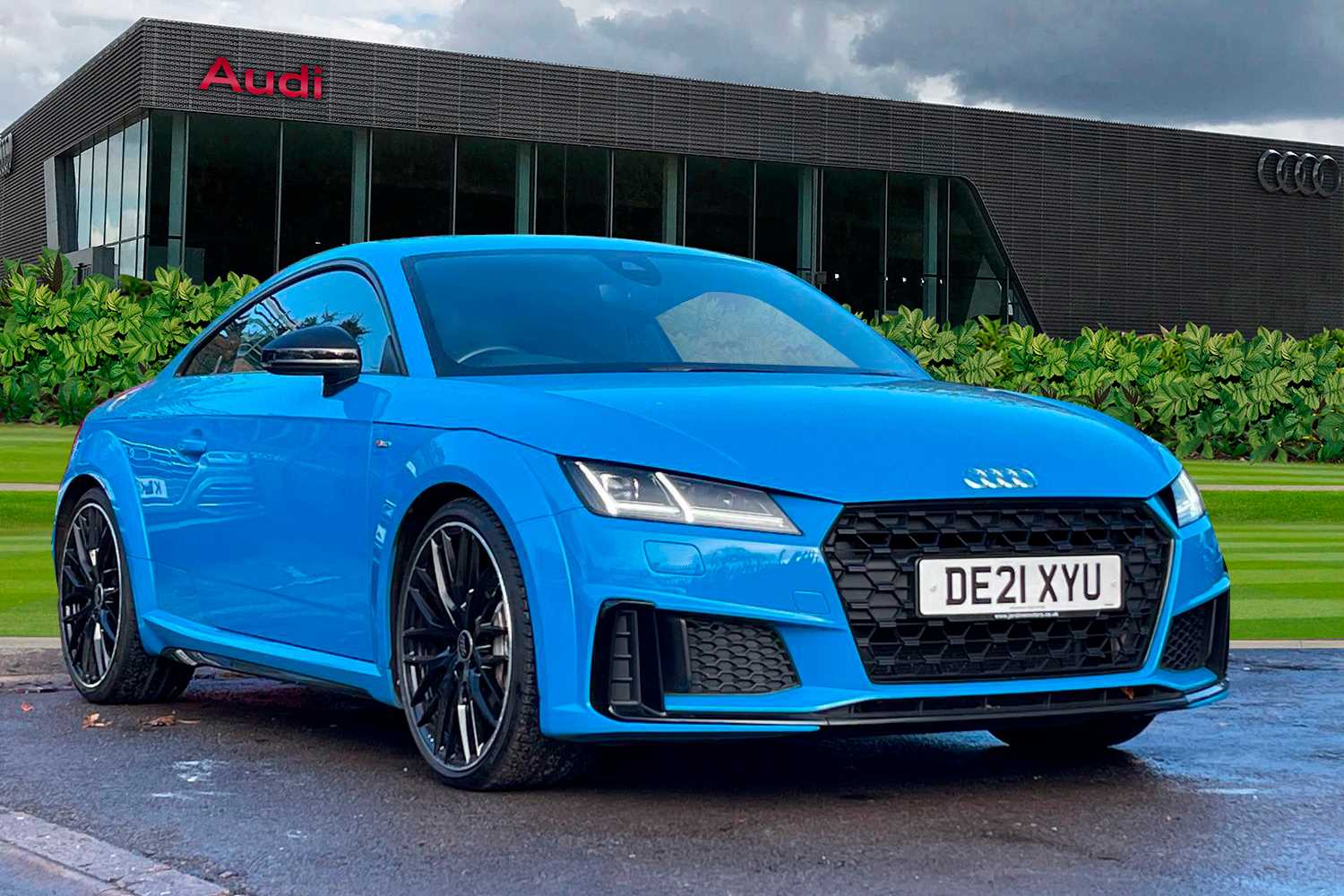 Main listing image - Audi TT