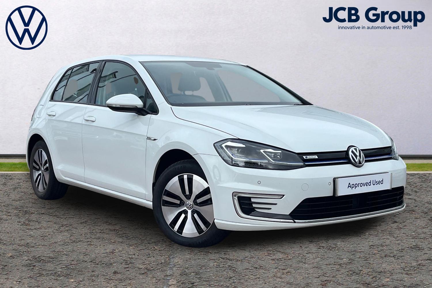 Main listing image - Volkswagen Golf