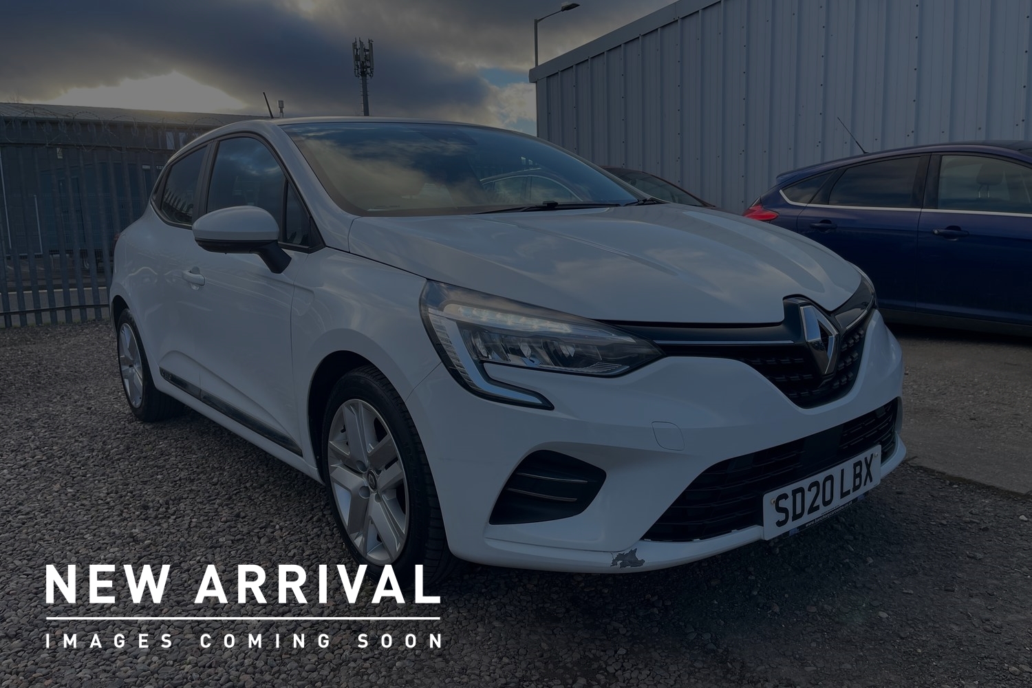 Main listing image - Renault Clio