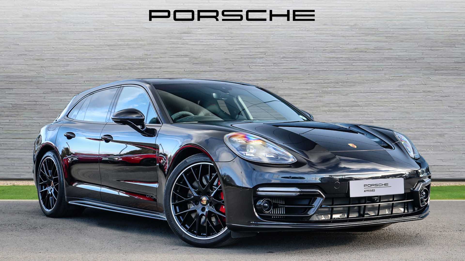 Main listing image - Porsche Panamera Sport Turismo