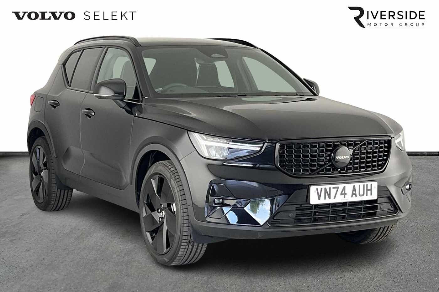 Main listing image - Volvo XC40
