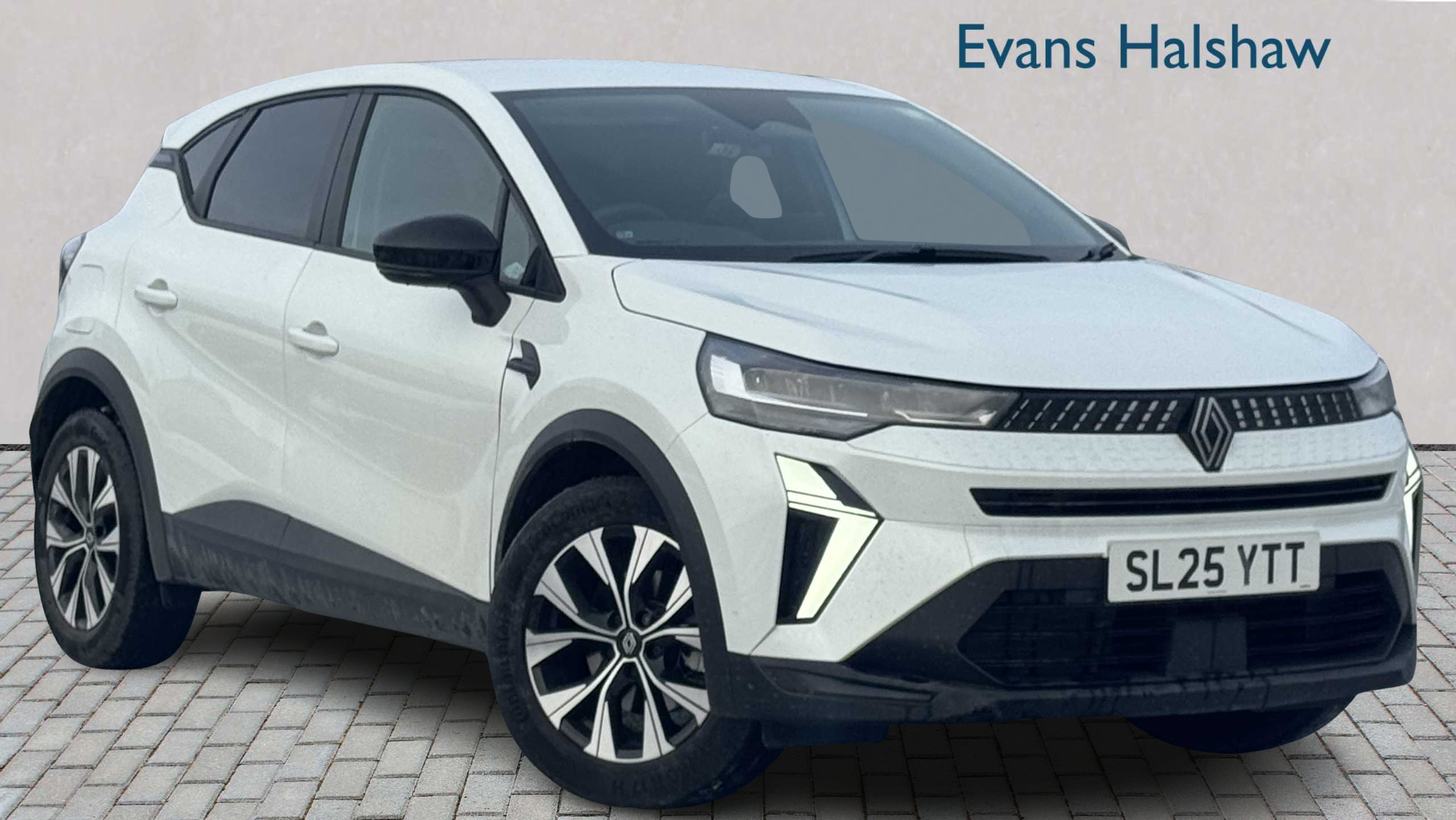 Main listing image - Renault Captur