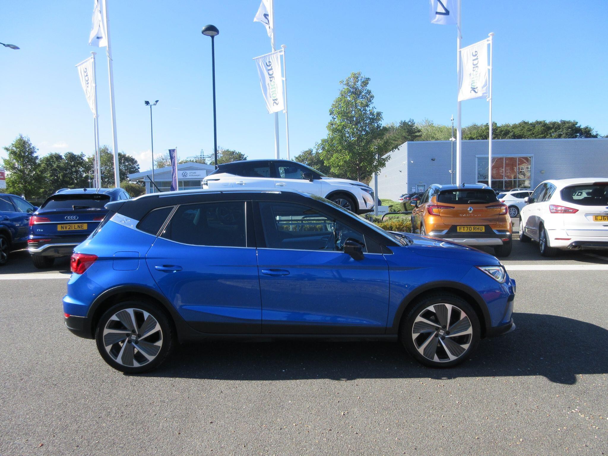 Main listing image - SEAT Arona