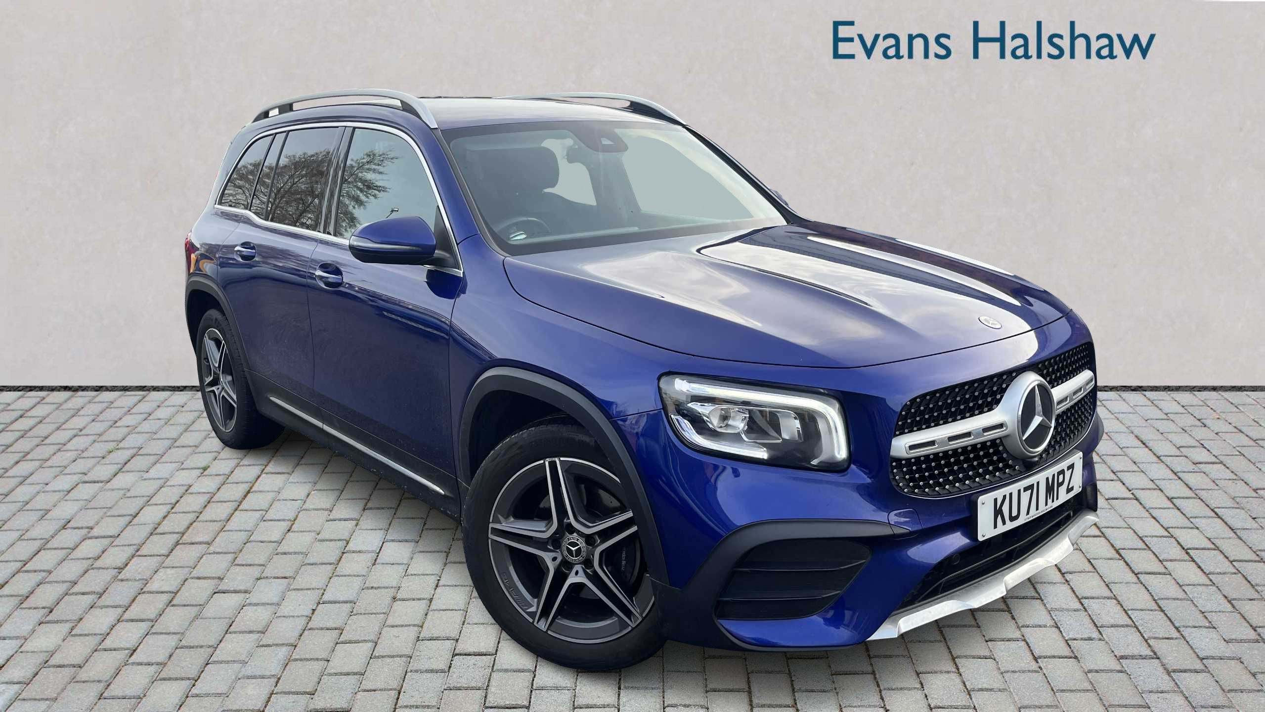 Main listing image - Mercedes-Benz GLB