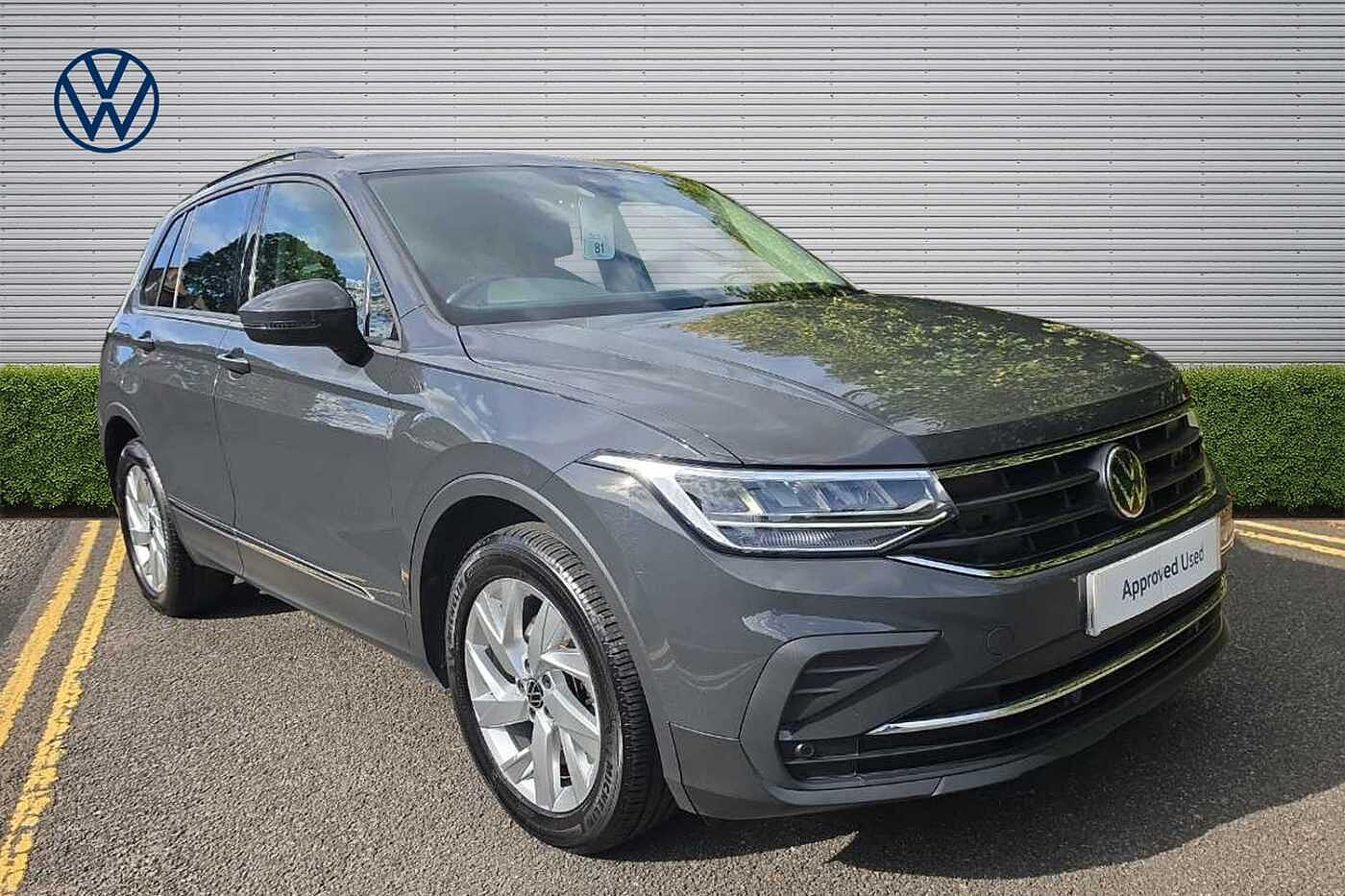 Main listing image - Volkswagen Tiguan