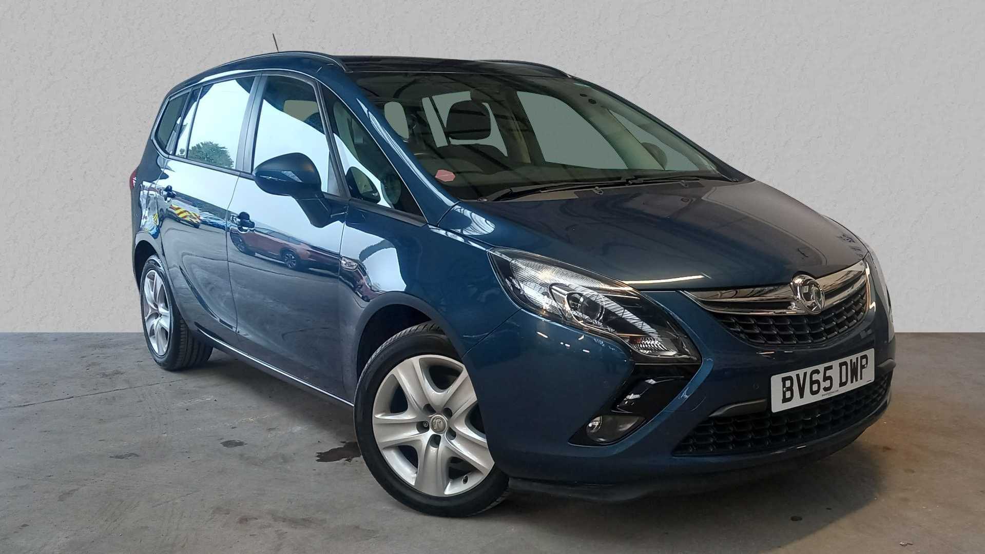 Main listing image - Vauxhall Zafira