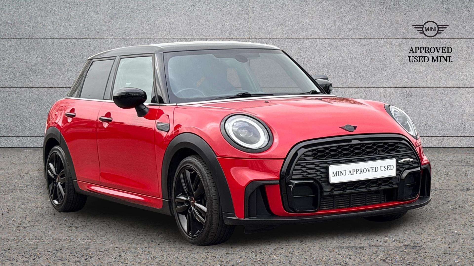 Main listing image - MINI Hatchback 5dr