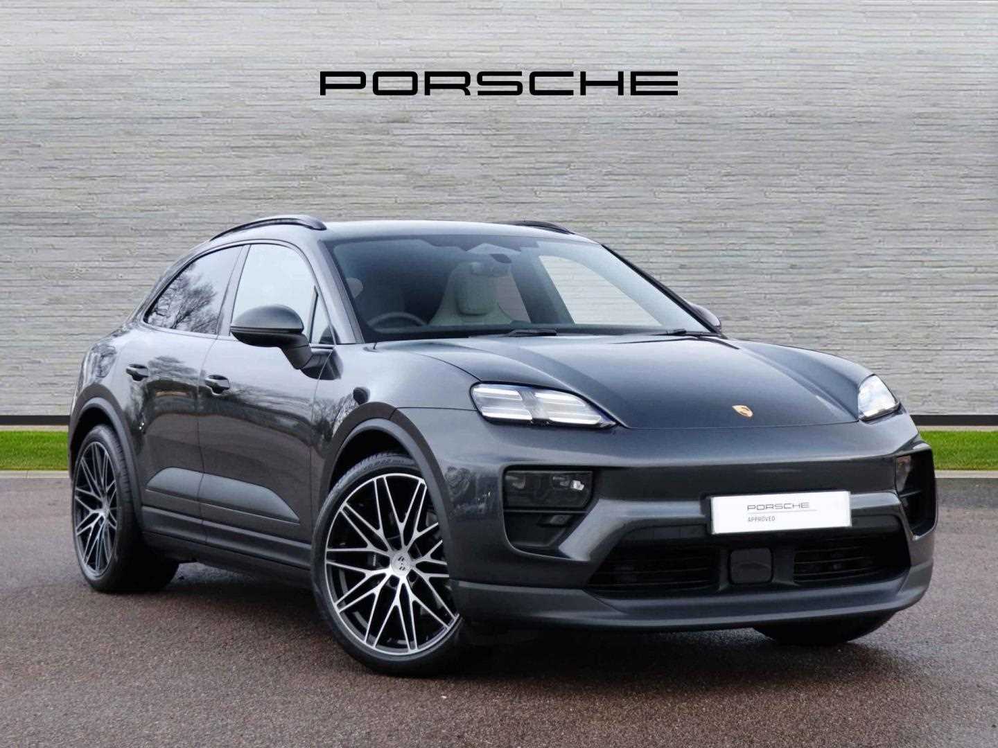 Main listing image - Porsche Macan