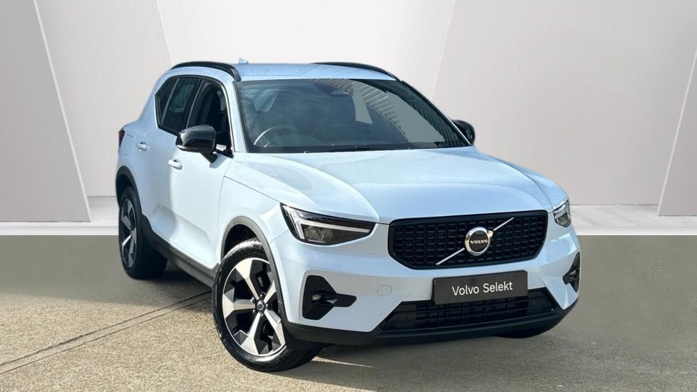 Main listing image - Volvo XC40