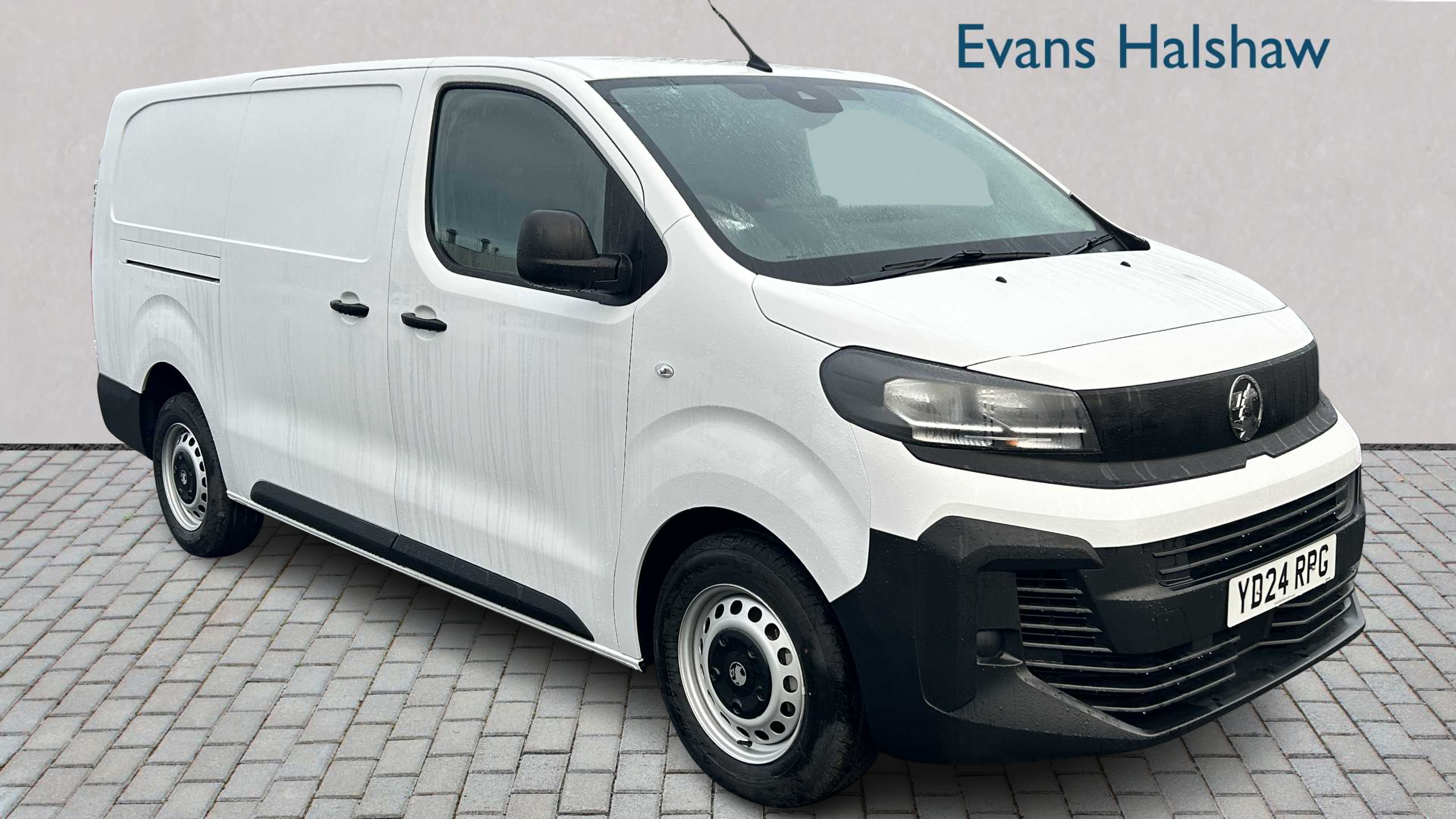 Main listing image - Vauxhall Vivaro