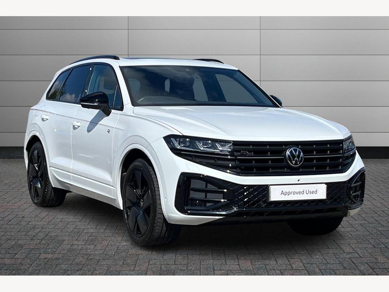 Main listing image - Volkswagen Touareg