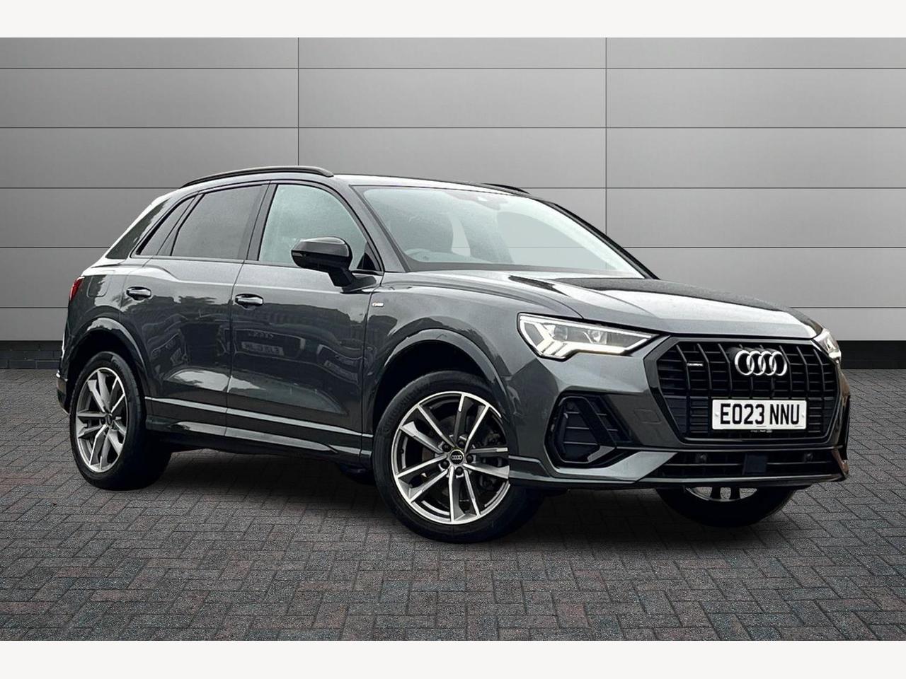 Main listing image - Audi Q3