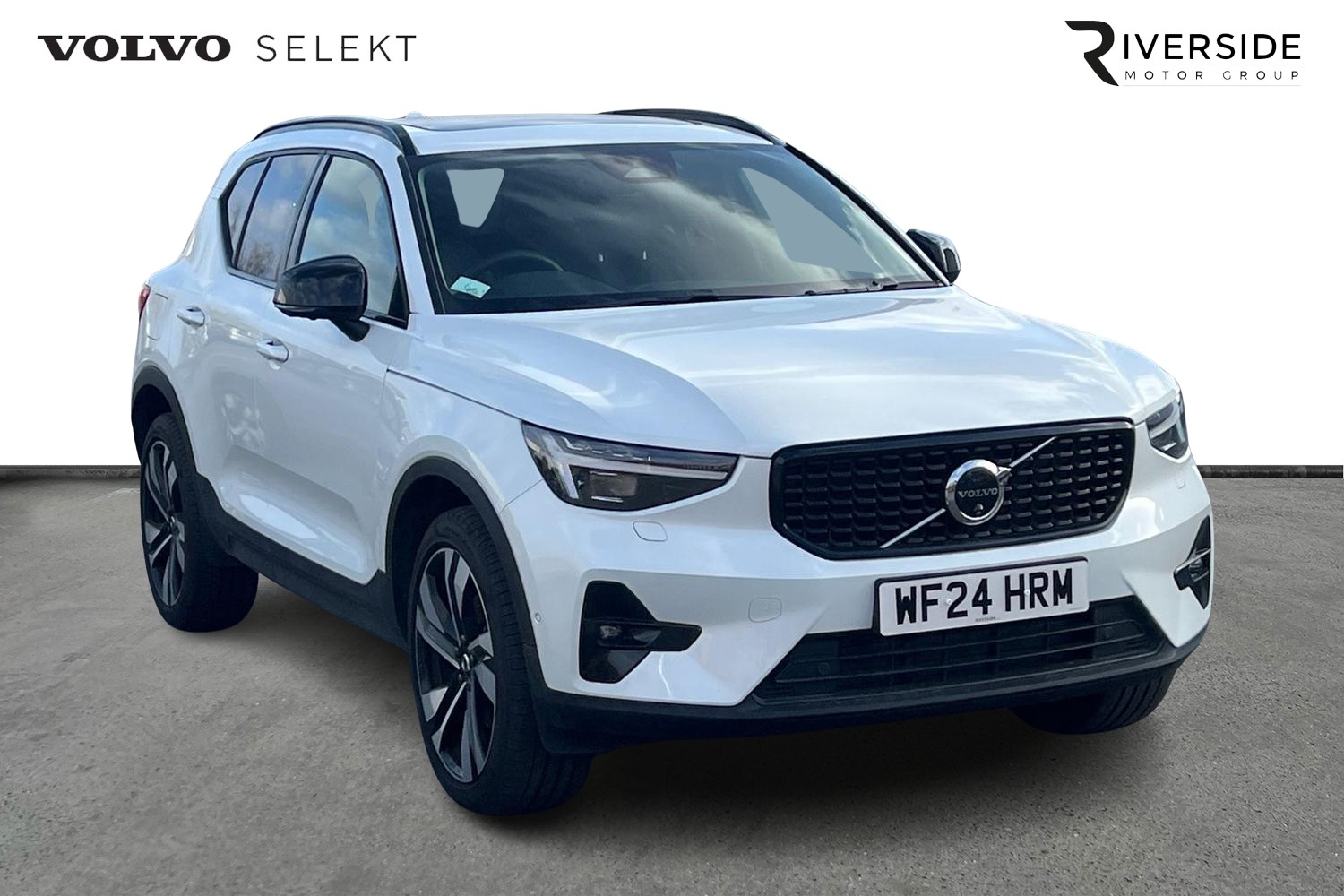 Main listing image - Volvo XC40