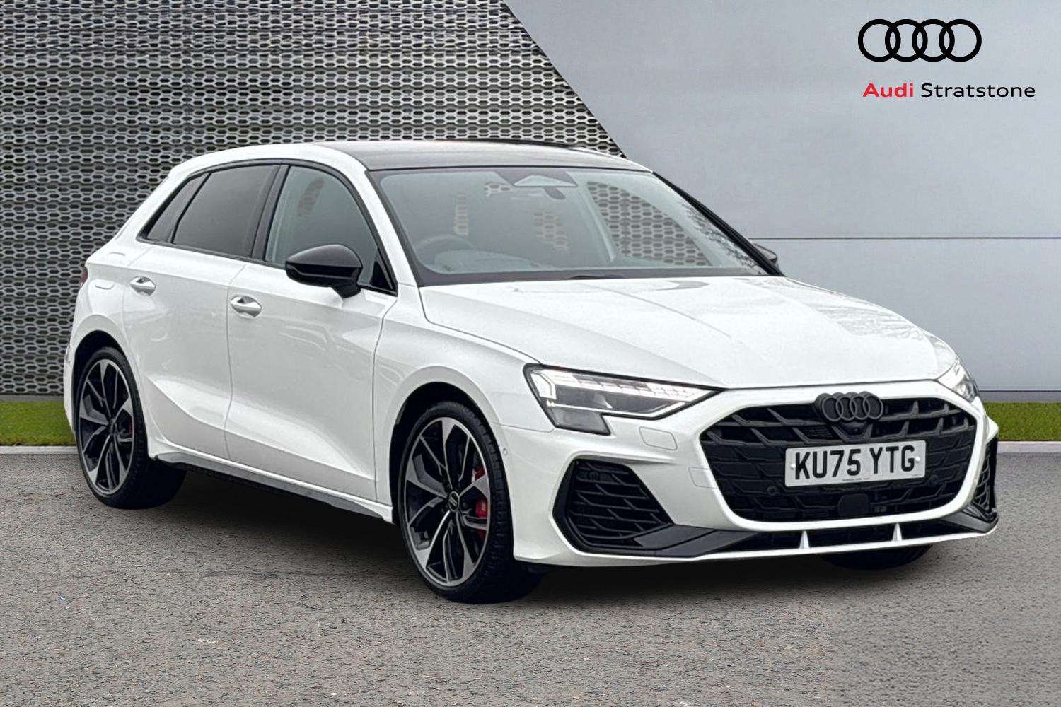 Main listing image - Audi S3