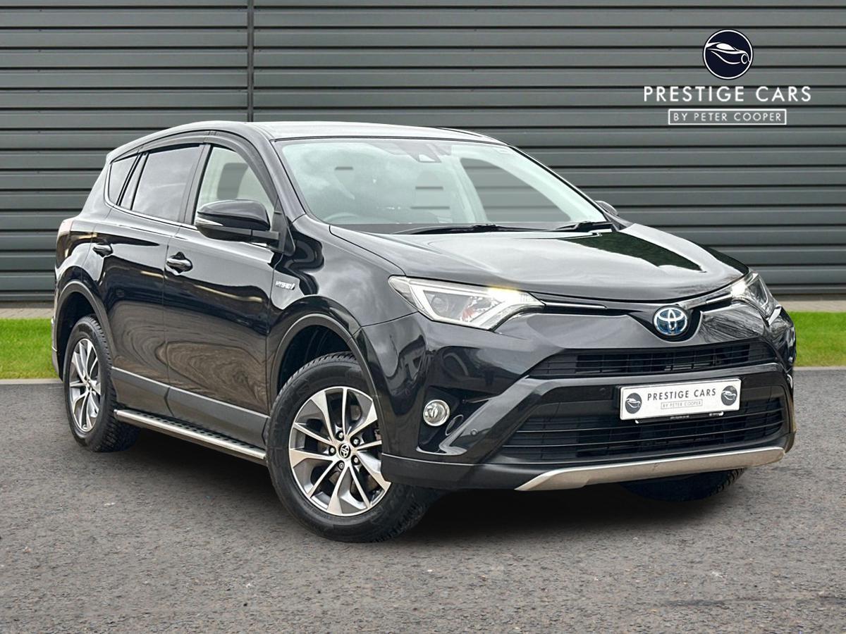 Main listing image - Toyota RAV4