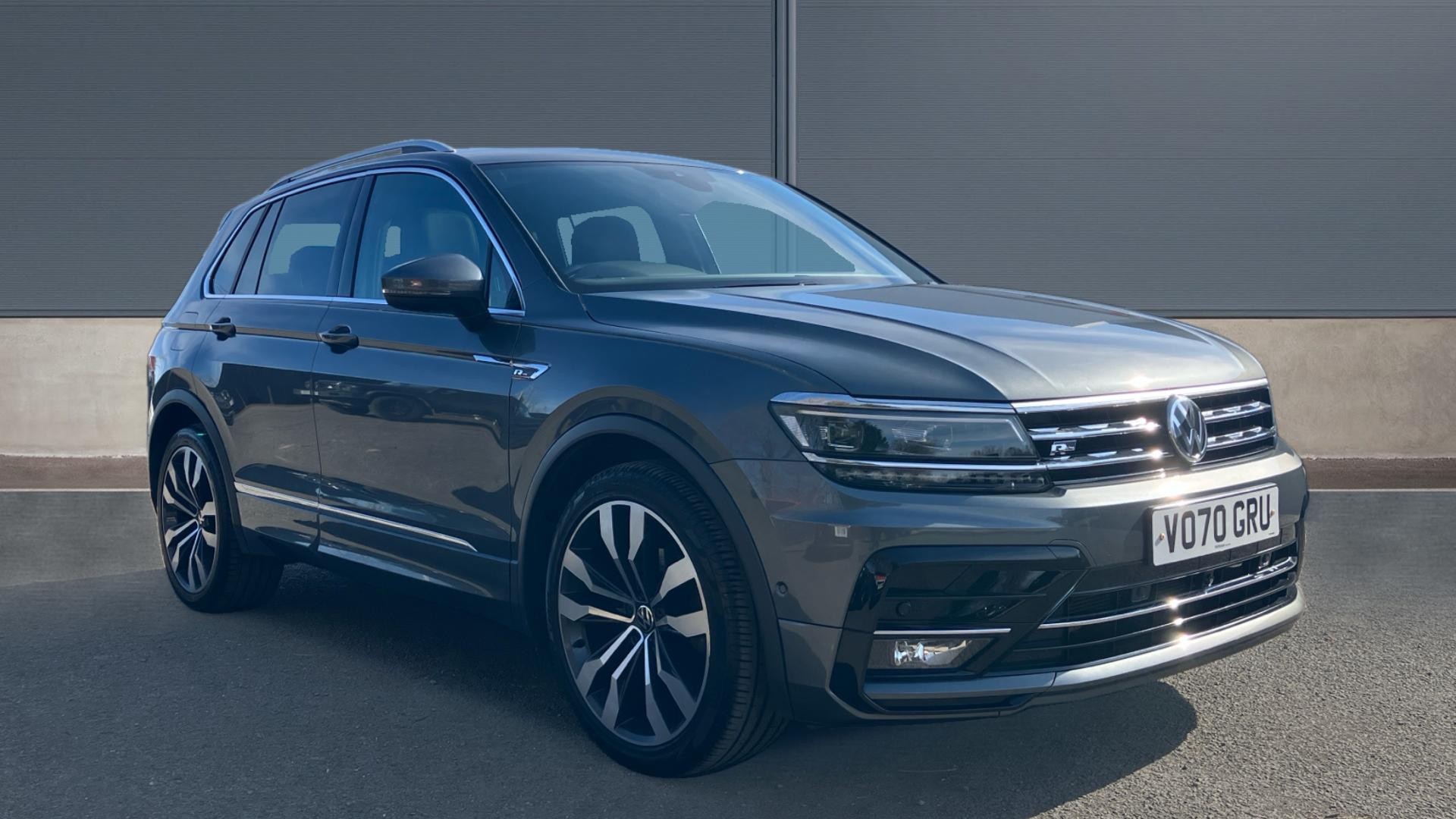 Main listing image - Volkswagen Tiguan