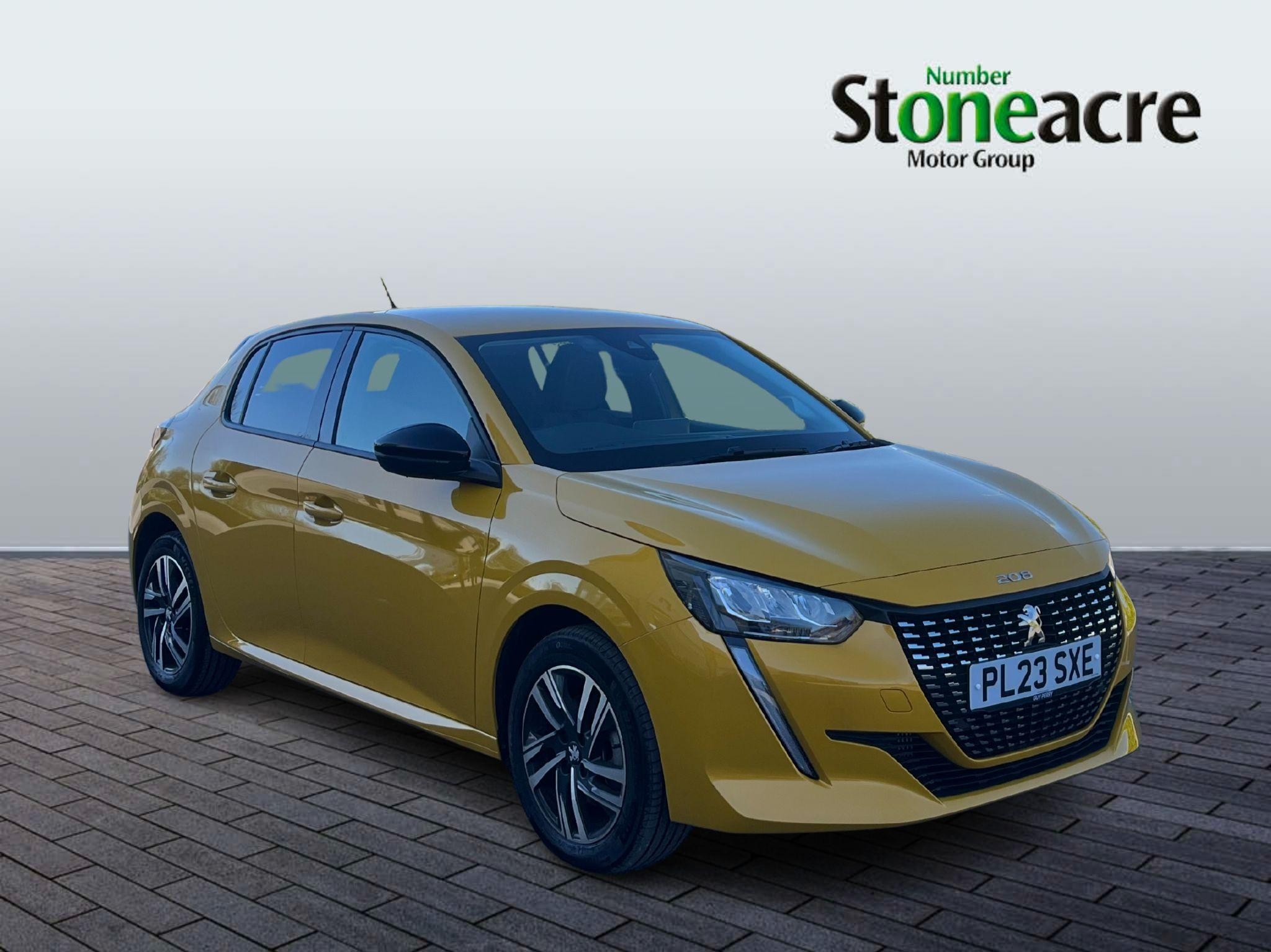 Main listing image - Peugeot 208