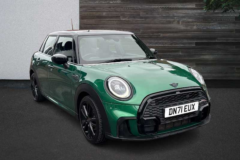 Main listing image - MINI Hatchback 5dr