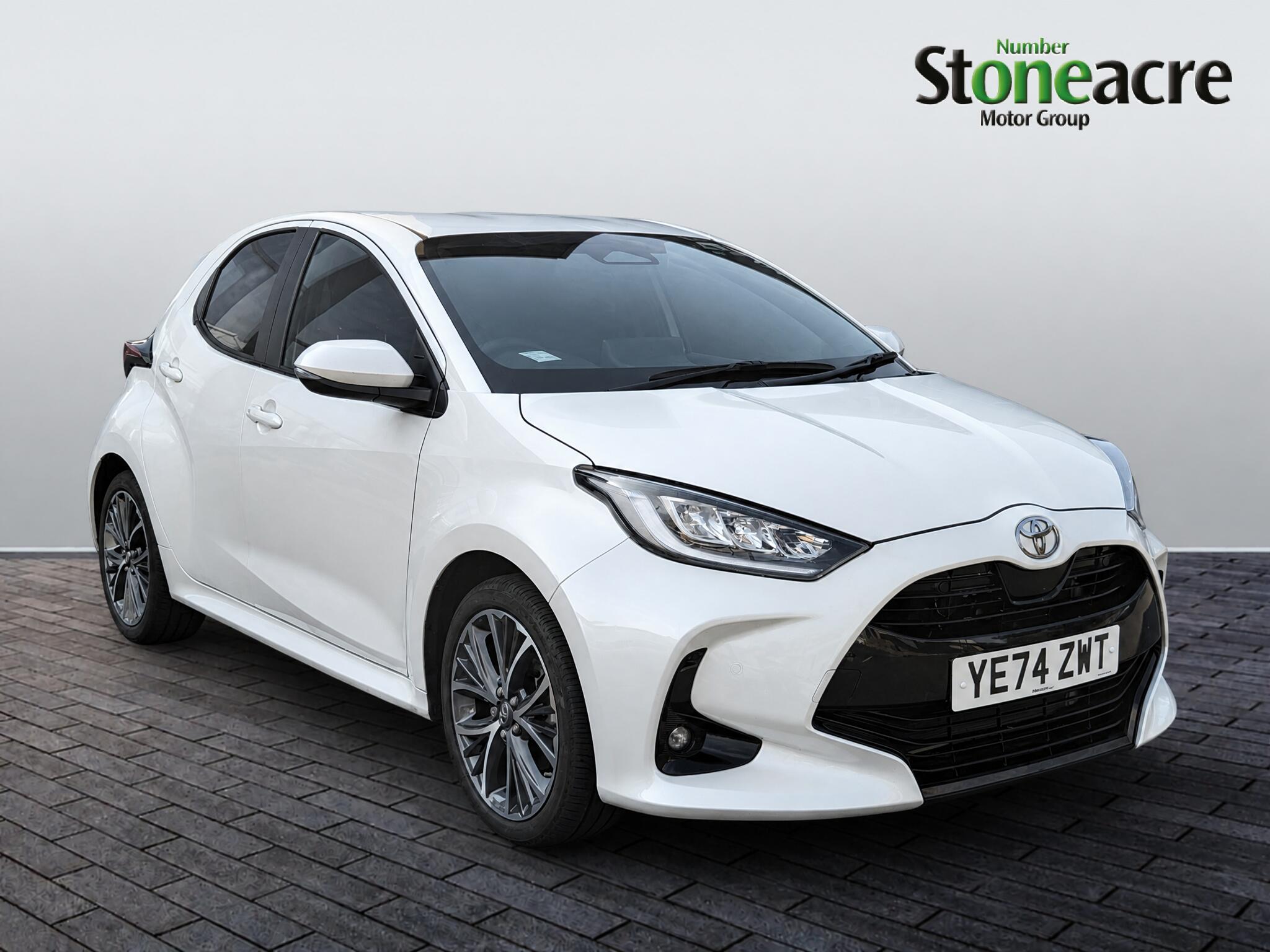 Main listing image - Toyota Yaris