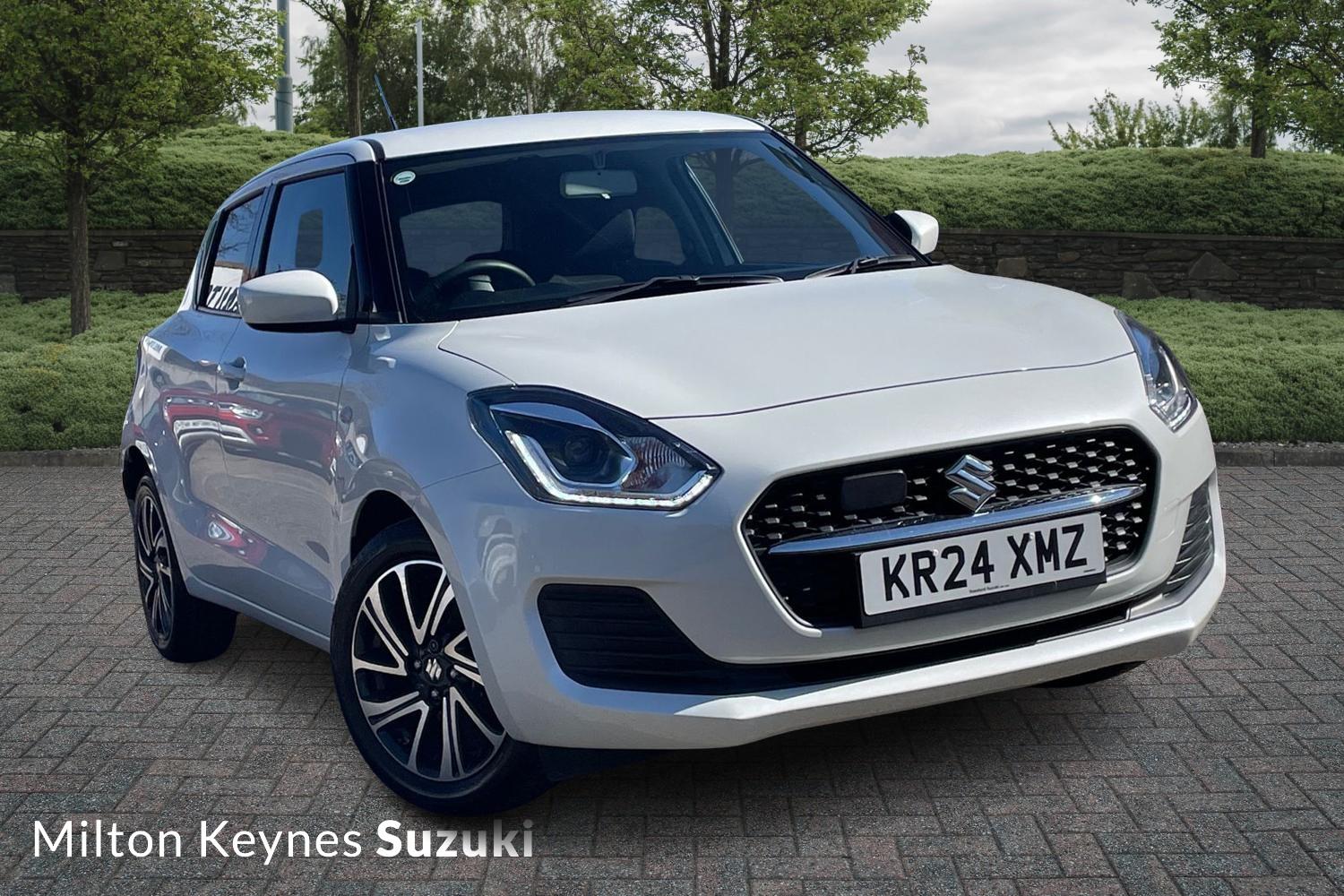 Main listing image - Suzuki Swift