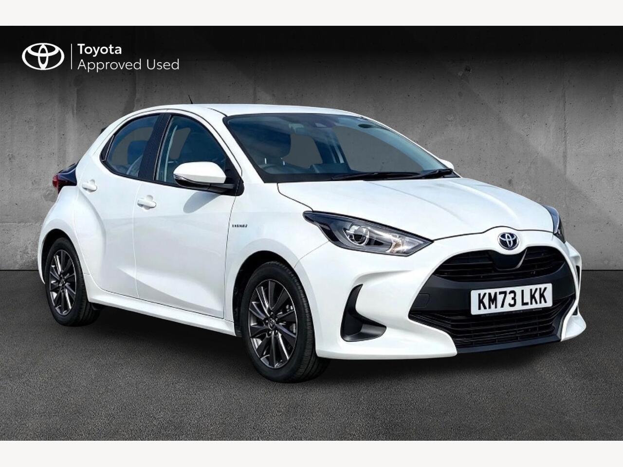 Main listing image - Toyota Yaris