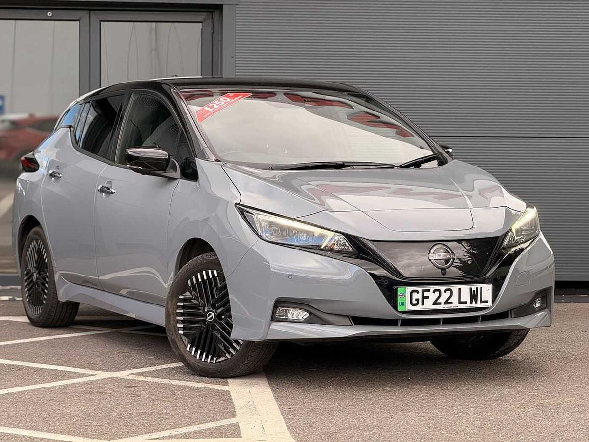 Main listing image - Nissan Leaf