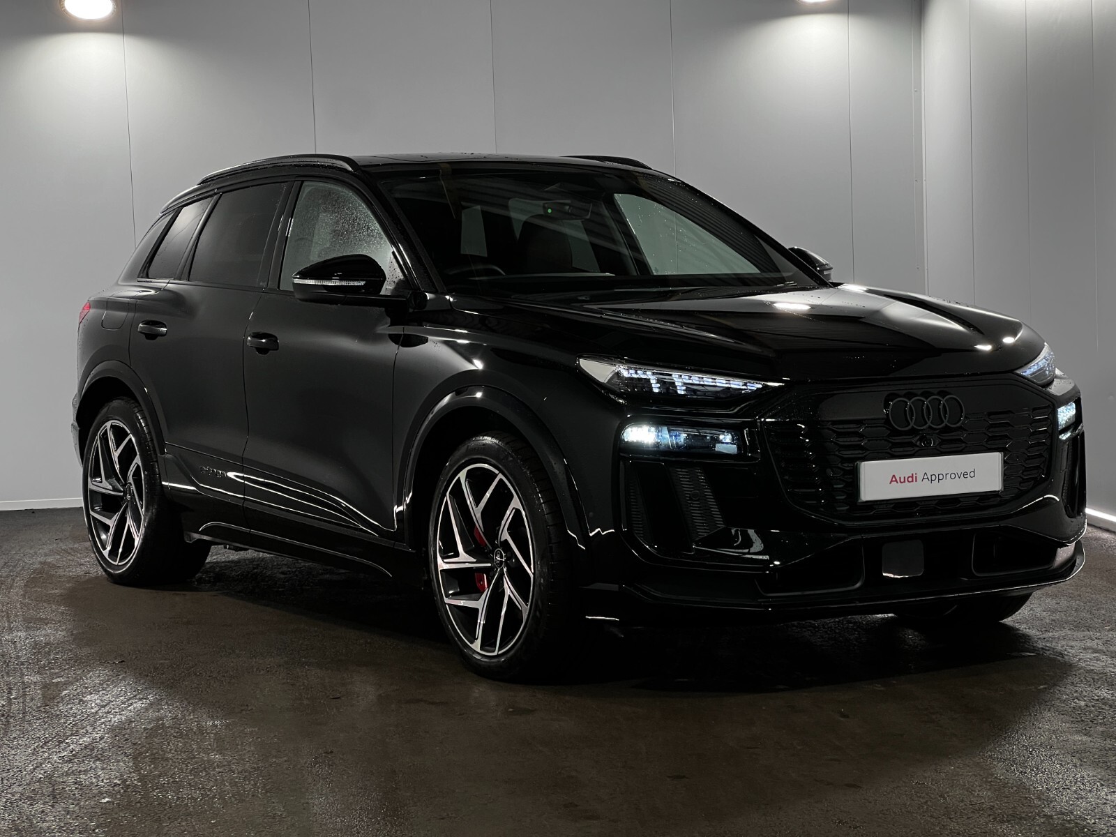 Main listing image - Audi Sq6 E Tron